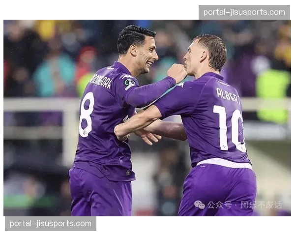 从0-2到2-2：复盘罗马对阵佛罗伦萨的战术调整与攻防转换。