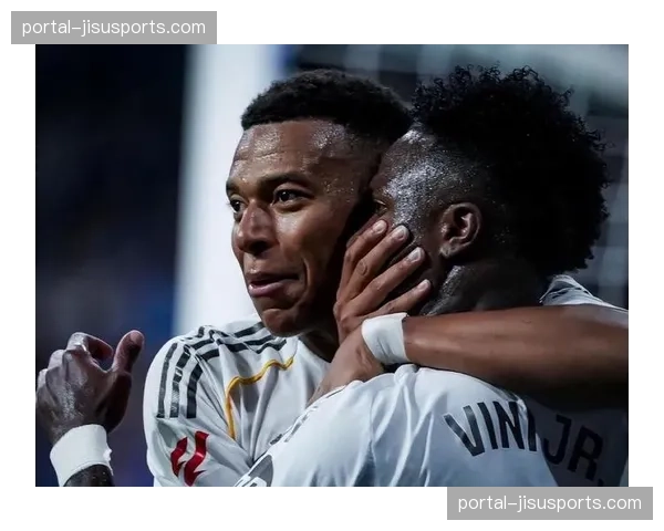 姆巴佩随皇马到访法国参加欧冠，巴黎主场将播放致敬视频